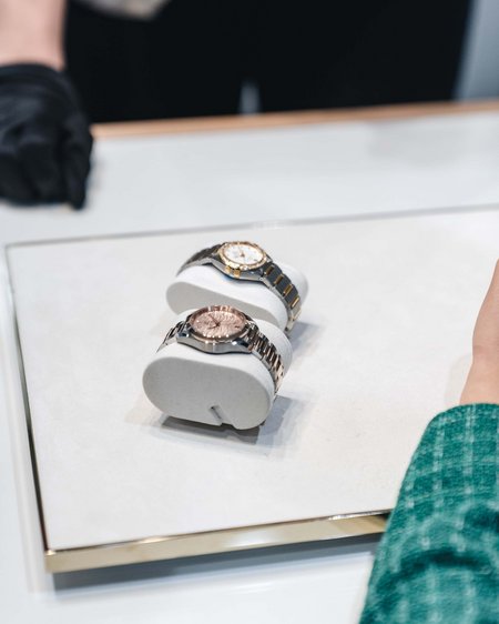 Zollfreie Uhren & Schmuck in Samnaun:Schmuggler-Alm Zollfreie Uhren & Schmuck in Samnaun:Schmuggler-Alm